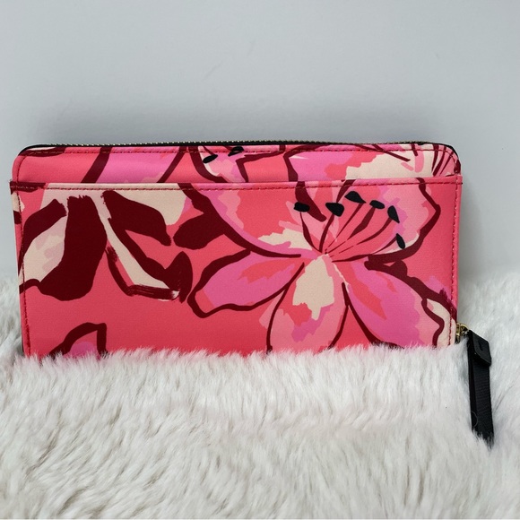 Kate Spade Black Pink Red White Floral Wallet Gently Used - Picture 2 of 5